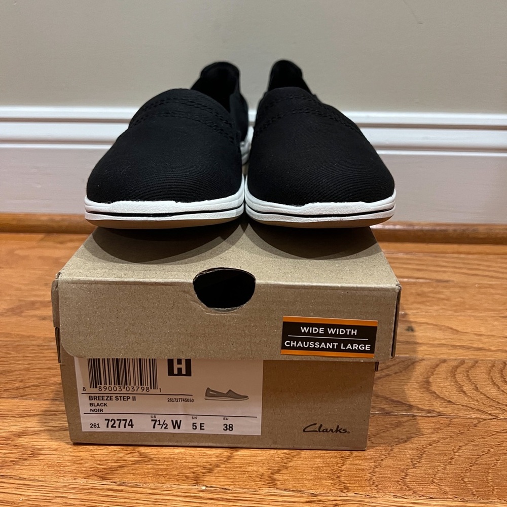 NEW Clarks Cloudsteppers Black Breeze Step II Slip-On Shoes - Size 7.5 Wide - Picture 2 of 11